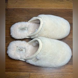 UGG Fluffette Slippers